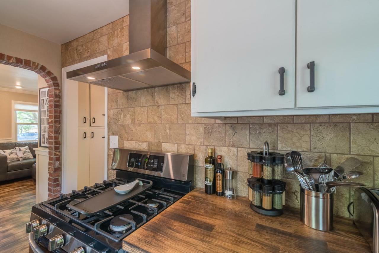 Vila Italian Style In Old Town With Private Hot Tub Fort Collins Exteriér fotografie